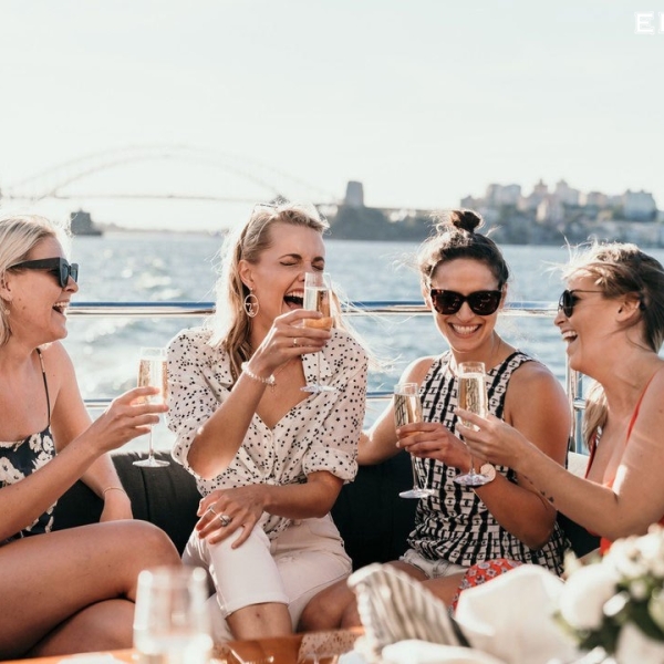 2020-05-17-07.30.43-2310611746207772822_6860455239-We-think-this-is-what-the-ultimate-Sunday-should-look-like-dont-you-⁠-⁠-Sunshine-friends-stunnin