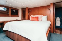 MasterBed-Luxurious-and-spacious-master-suite-with-ensuite