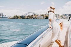 The-water-awaits.-Soak-in-Sydneys-best-views-from-your-own-private-vantage-point.-Jump-aboard